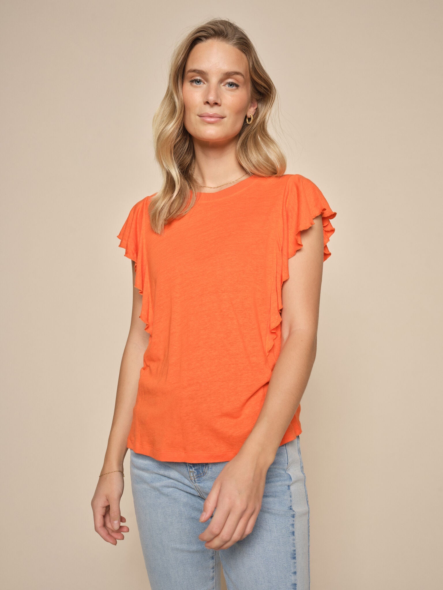 Modelshot / Firecracker / Detail